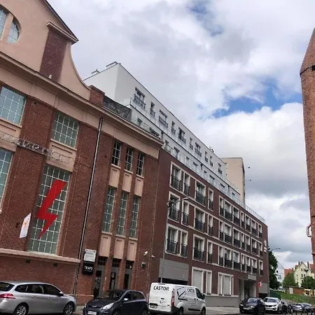 600 River House Lägenhet